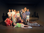 Gruppenfoto-von-einem-Teil-der-Crew