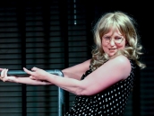 Nicki tanzt in Garten der Lüste